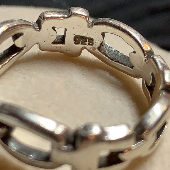 Sterling silver ring - Picture 2 of 6